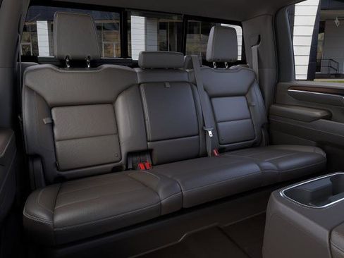 New 2026 GMC Sierra 2500 Denali w/ Technology Package AWD/4WD image 17