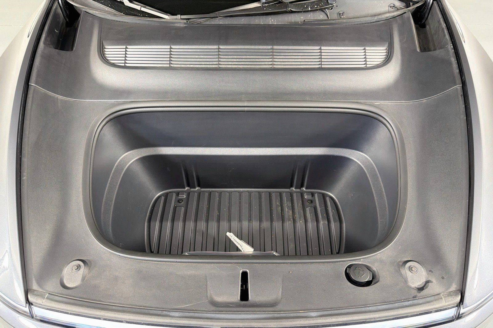 Used 2026 Tesla Model Y 2WD image 10