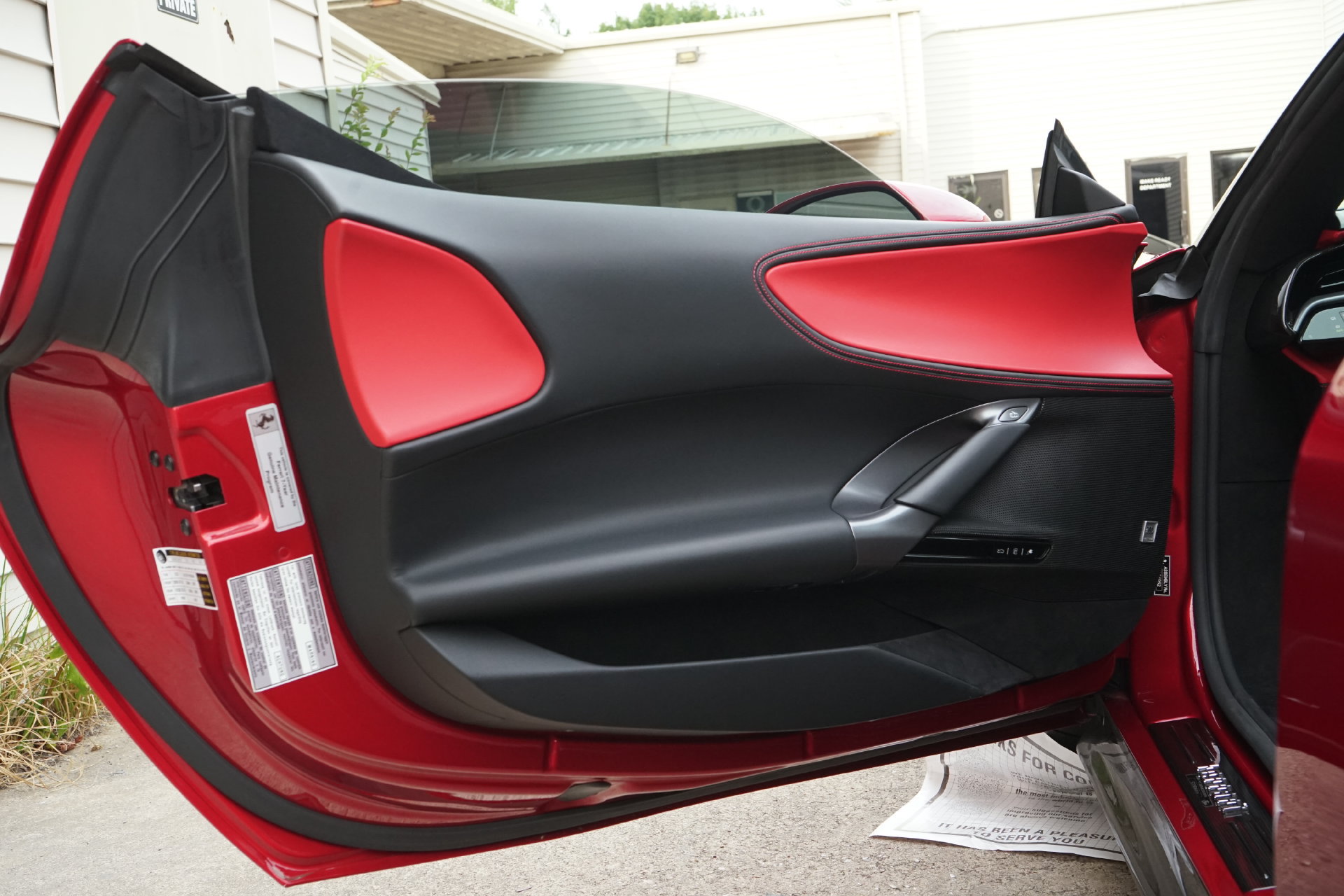 Used 2021 Ferrari SF90 Stradale AWD/4WD image 18