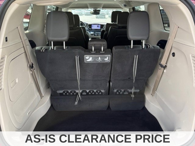 Used 2021 Chrysler Pacifica Touring-L FWD image 18