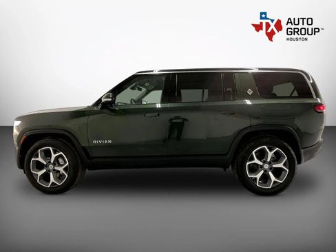 Used 2024 Rivian R1S Adventure Dual AWD/4WD image 9