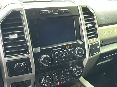 Certified 2021 Ford F250 Lariat w/ Lariat Value Package image 28