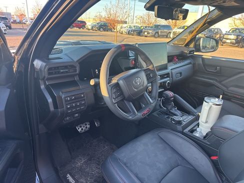 Used 2025 Toyota Tacoma TRD Pro AWD/4WD image 18