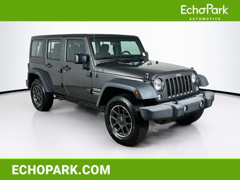 Used 2018 Jeep Wrangler Unlimited Sport w/ Connectivity Group AWD/4WD image 1