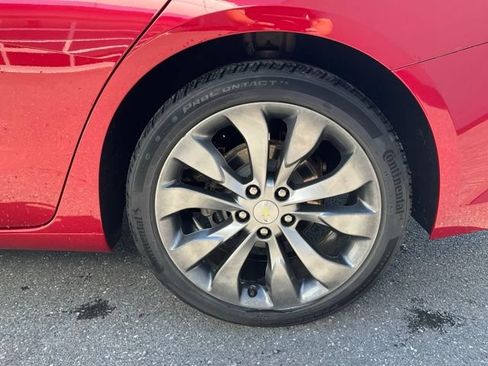 Used 2016 Chevrolet Malibu Premier FWD image 19