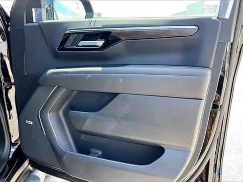 New 2026 Chevrolet Tahoe Z71 w/ Z71 Off-Road Package AWD/4WD image 29