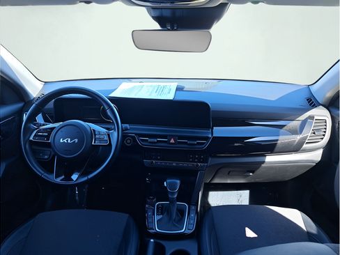 Used 2024 Kia Seltos S AWD/4WD image 11