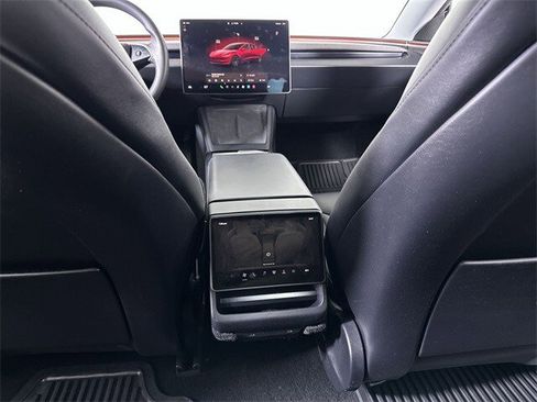 Used 2024 Tesla Model 3 Standard Range image 22