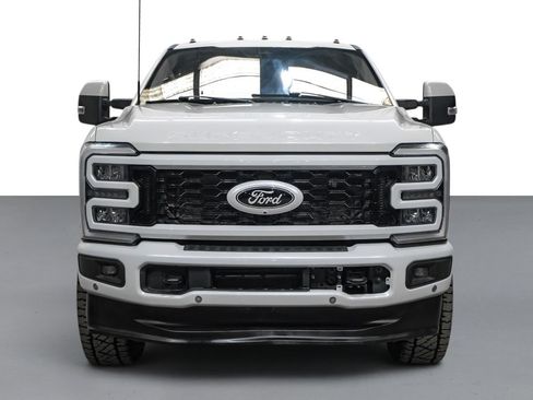 Used 2023 Ford F350 Lariat w/ Lariat Ultimate Package AWD/4WD image 3