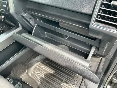 Used 2018 Ford F150 XLT w/ Equipment Group 302A Luxury AWD/4WD image 54