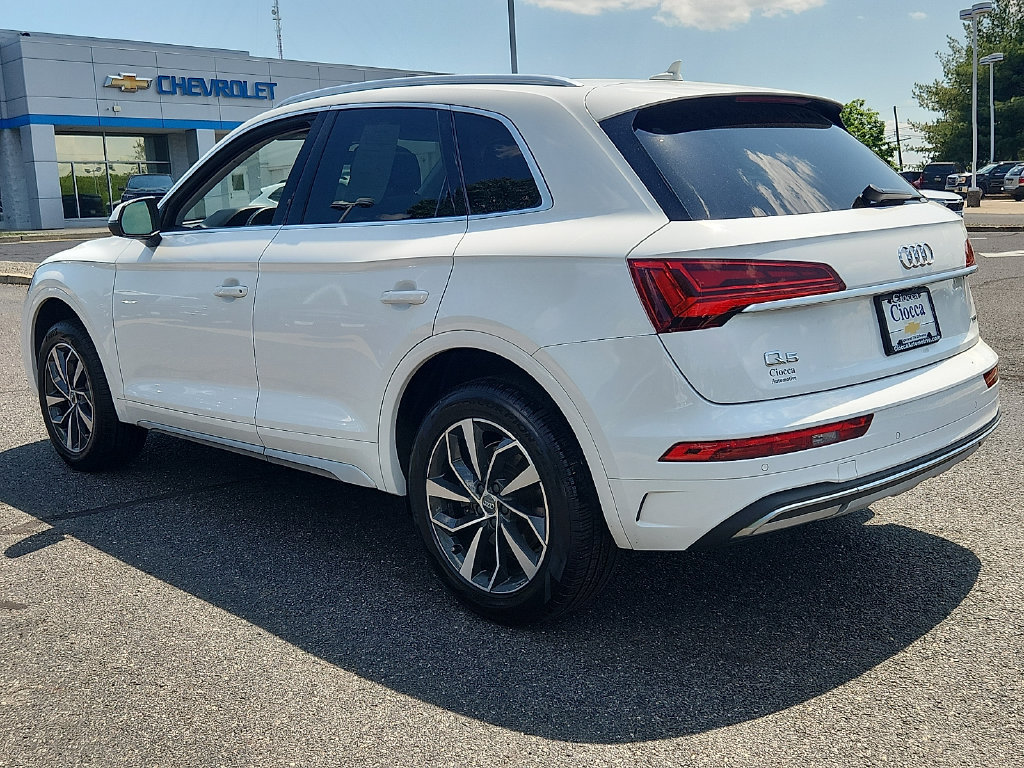 Used 2021 Audi Q5 2.0T Premium Plus w/ Premium Plus Package AWD/4WD image 4