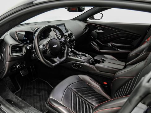 Used 2023 Aston Martin V12 Vantage RWD image 2