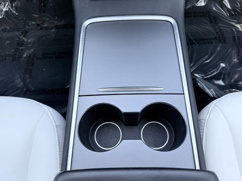 Used 2021 Tesla Model 3 Standard Range Plus image 54