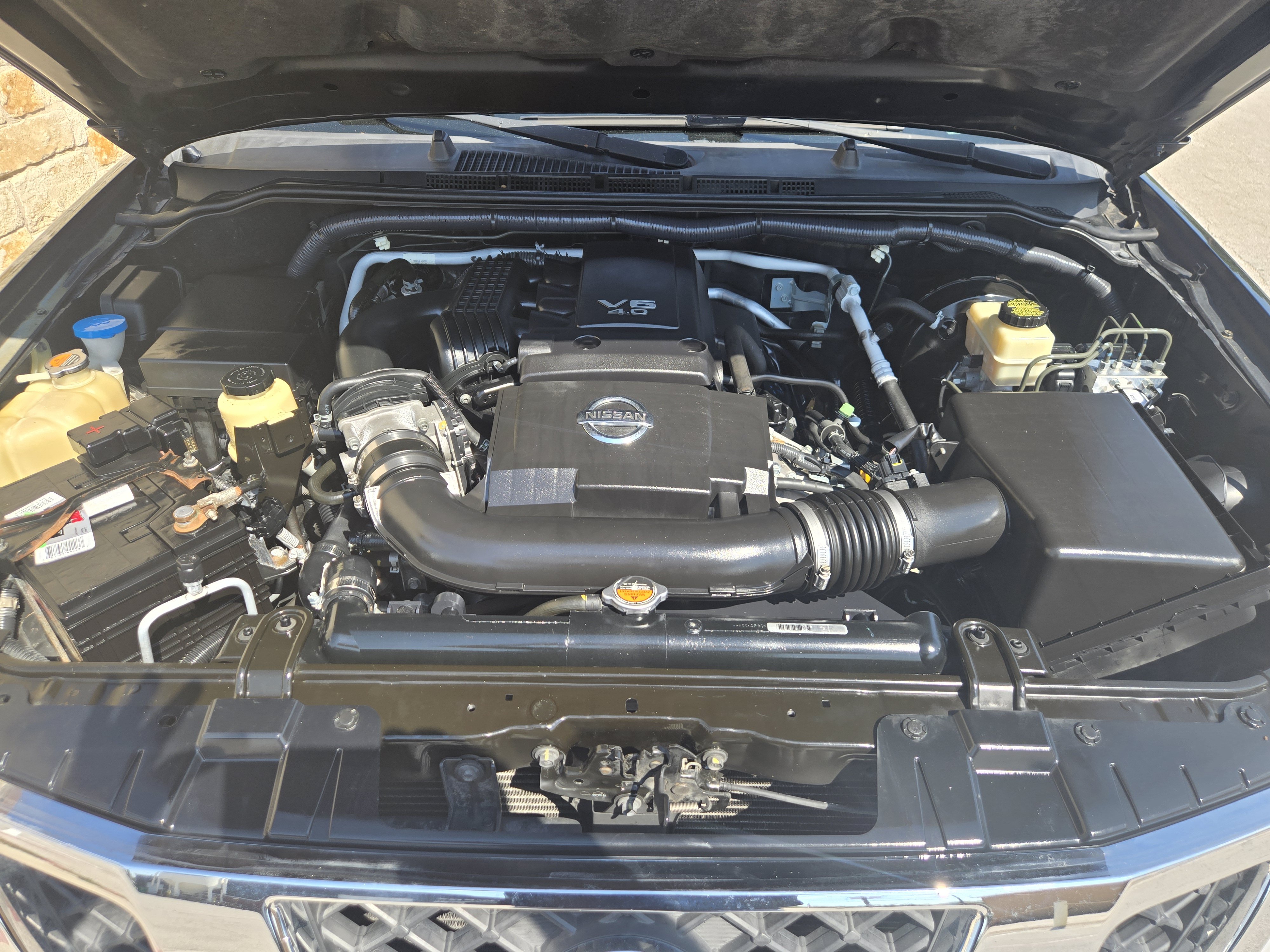 Used 2013 Nissan Frontier SV w/ SV Value Truck Pkg RWD image 14