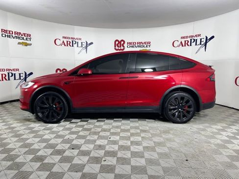 Used 2022 Tesla Model X Plaid image 4