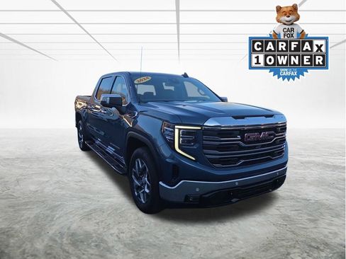 Used 2024 GMC Sierra 1500 SLT w/ SLT Premium Plus Package image 1