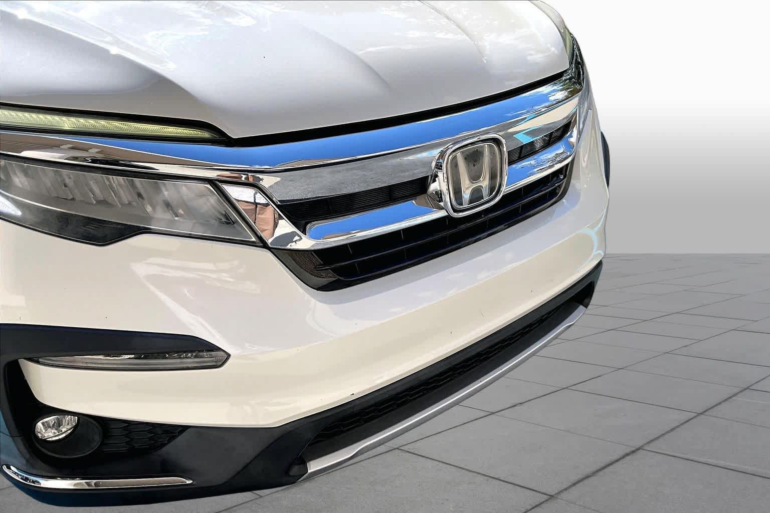 Used 2019 Honda Pilot Touring image 30