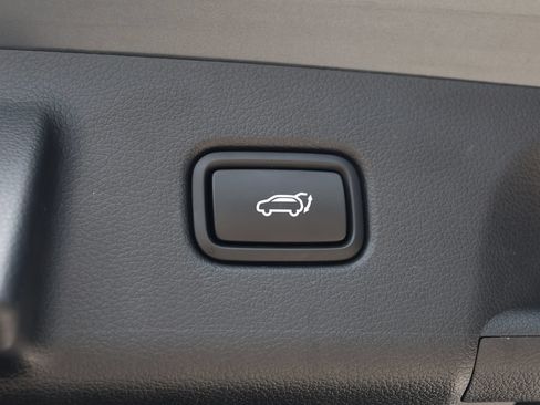 Used 2025 Hyundai Palisade SEL FWD image 36