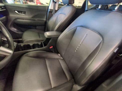 Used 2024 Hyundai Kona Limited image 10