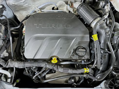 Used 2025 Buick Envista Preferred FWD image 31