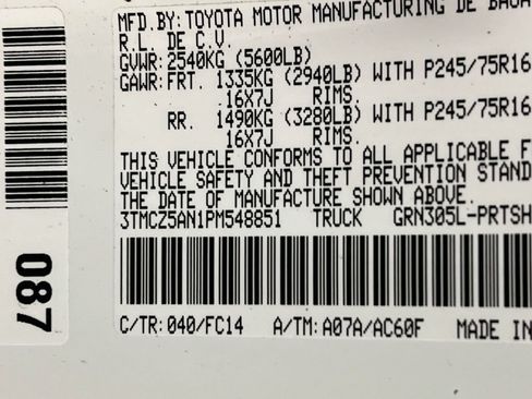 Certified 2023 Toyota Tacoma SR5 w/ Technology Package AWD/4WD image 28