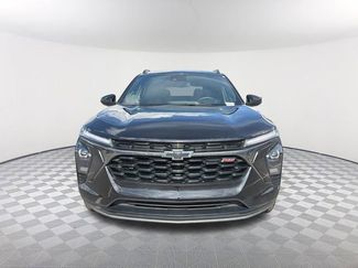 Used 2025 Chevrolet Trax RS w/ Sunroof Package video 2