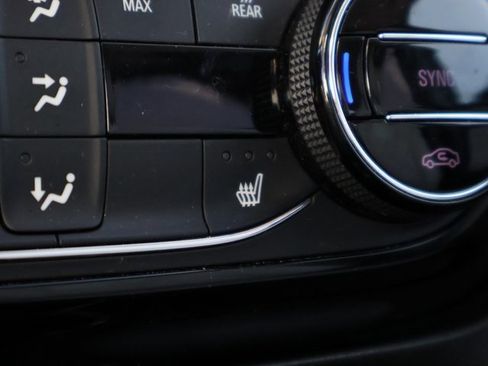 Used 2022 Buick Encore GX Essence w/ Sport Touring Package image 35