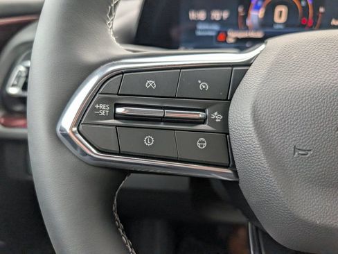 New 2026 Chevrolet Traverse Z71 w/ Enhanced Driving Package image 22