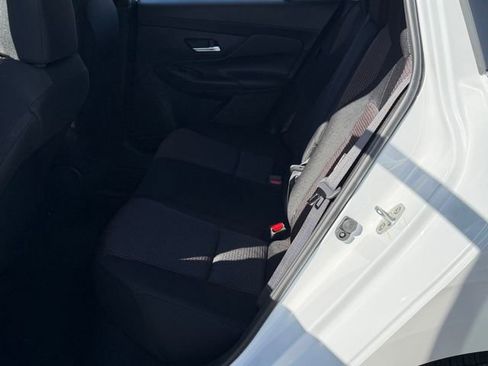 New 2026 Nissan Sentra SR w/ Floor Mat Package FWD image 22