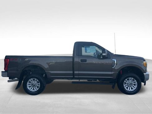 Used 2017 Ford F350 XLT image 8