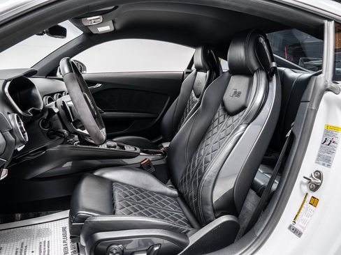 Used 2018 Audi TT RS w/ Dynamic Plus Package image 5