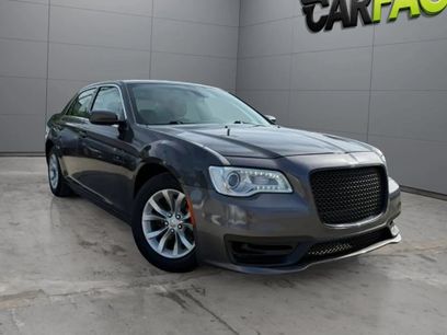 Used 2019 Chrysler 300 Touring