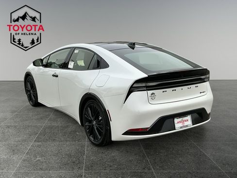 New 2026 Toyota Prius Plug-In Hybrid image 3