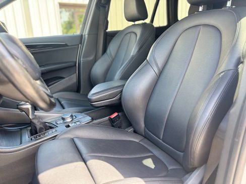 Used 2018 BMW X1 xDrive28i image 10