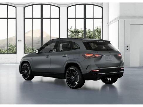 New 2026 Mercedes-Benz GLA 35 AMG 4MATIC image 28