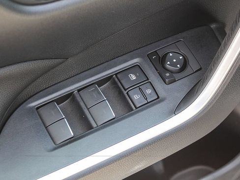 Used 2023 Toyota RAV4 XLE Premium AWD/4WD image 21
