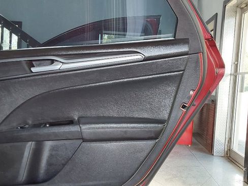 Used 2016 Ford Fusion Titanium image 16