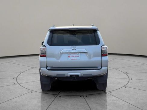 Certified 2021 Toyota 4Runner SR5 Premium AWD/4WD image 5
