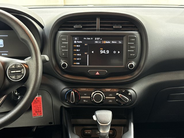 Certified 2025 Kia Soul LX w/ LX Technology Package FWD image 23