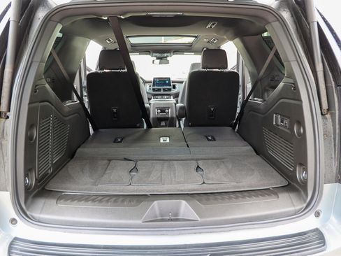 Used 2024 Chevrolet Tahoe LT w/ Luxury Package image 41