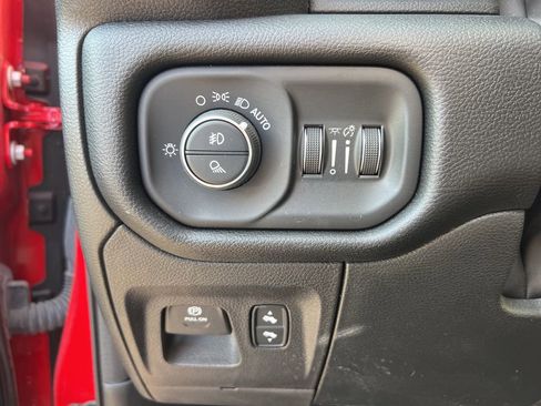 Used 2022 RAM 1500 Laramie image 12