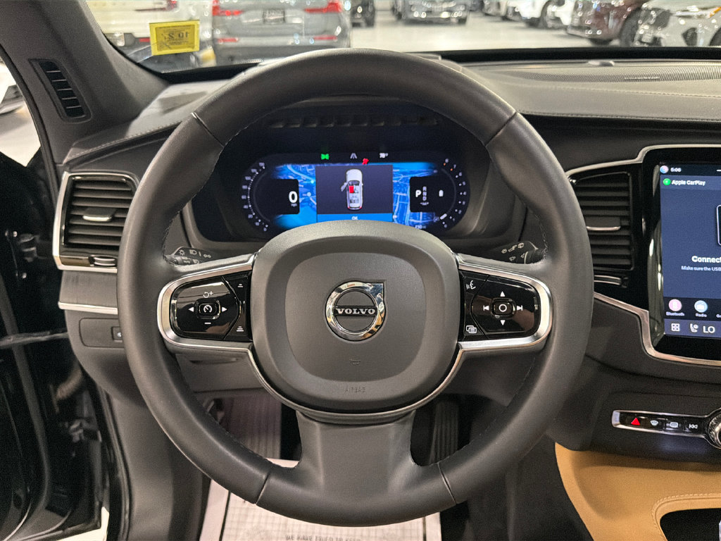 Certified 2023 Volvo XC90 B6 Ultimate w/ Protection Package Premier AWD/4WD image 12