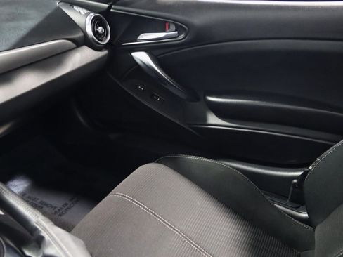 Used 2017 FIAT 124 Spider Classica image 44