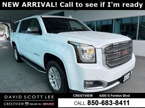 Used 2019 GMC Yukon XL SLT AWD/4WD image 1