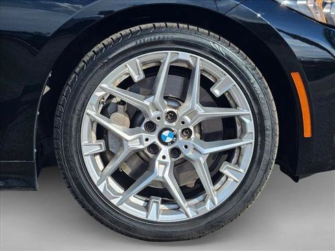 Used 2025 BMW 330i Sedan RWD image 29