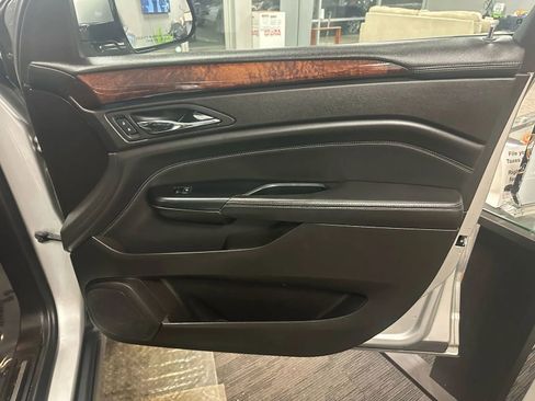Used 2015 Cadillac SRX Luxury w/ Driver Awareness Package image 70