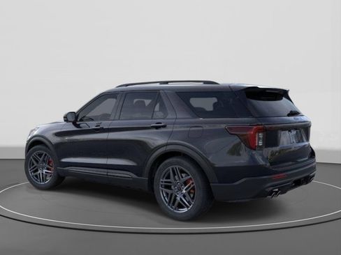 New 2026 Ford Explorer ST RWD image 4