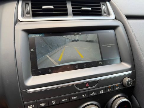 Used 2019 Jaguar E-PACE S AWD/4WD image 19