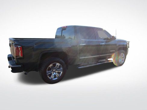 Used 2018 GMC Sierra 1500 SLT image 8