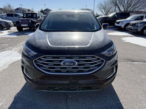 Used 2024 Ford Edge Titanium image 8